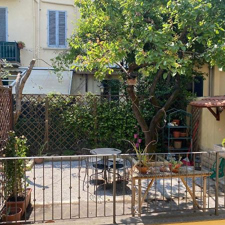 Appartamento Indipendente Con Giardino Fralu Firenze Eksteriør billede